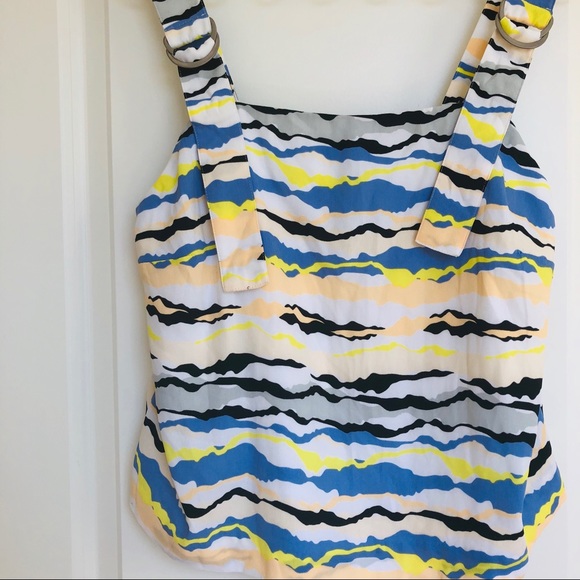 Kenzie Crop Top - Picture 7 of 8